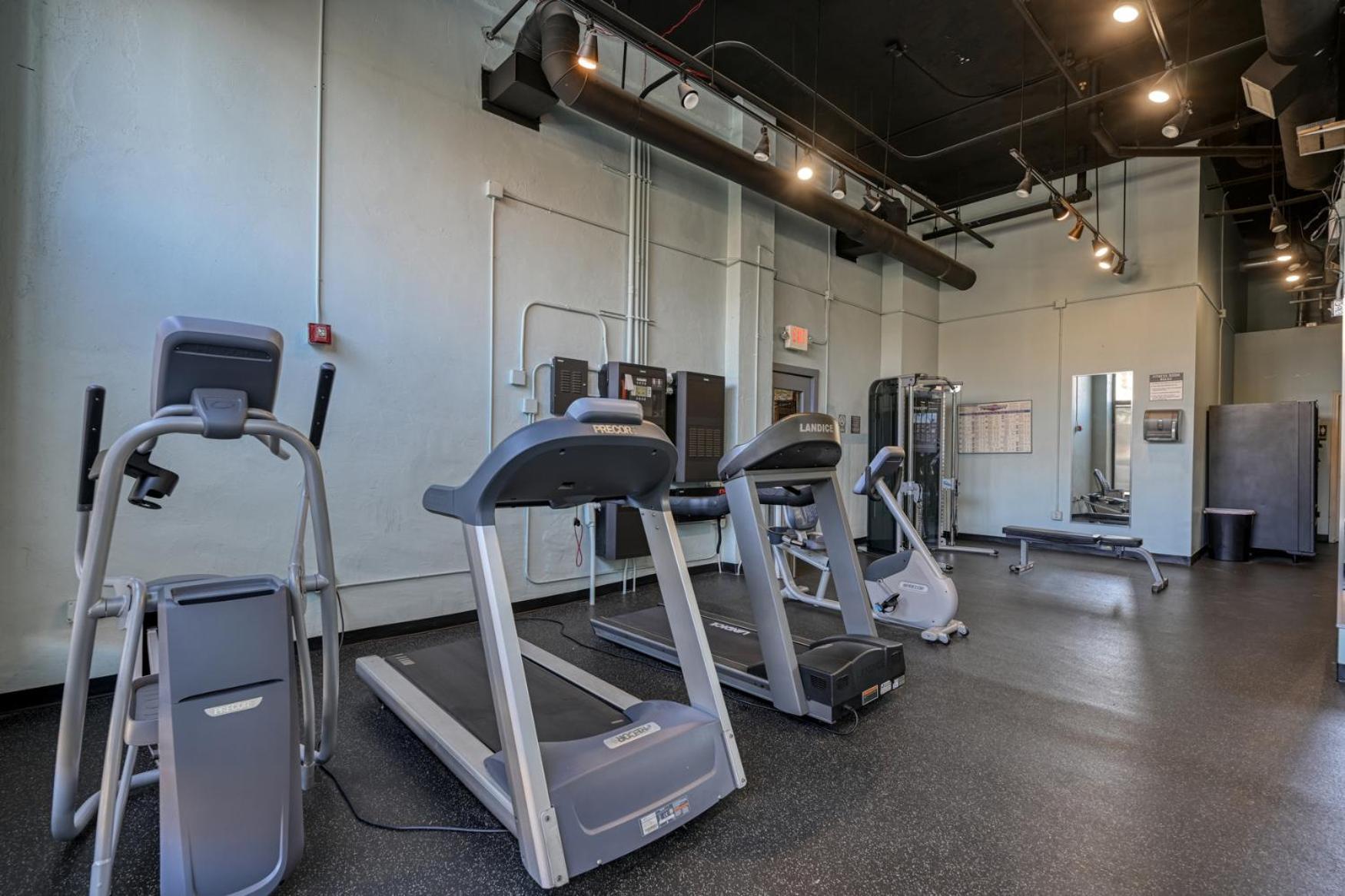 2 Bath Prkg+Gym+Sauna Perk Plaza +30 Day Cleveland Ngoại thất bức ảnh