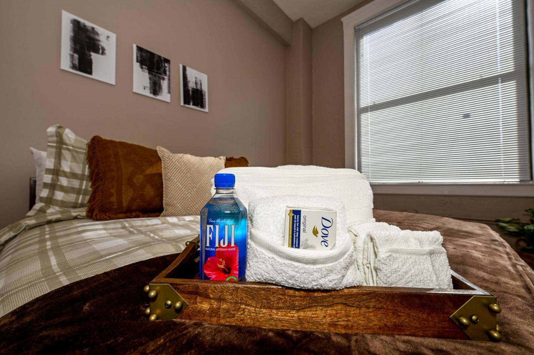 2 Bath Prkg+Gym+Sauna Perk Plaza +30 Day Cleveland Ngoại thất bức ảnh